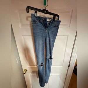 Women’s Hollister jeans 00L 23w 32L